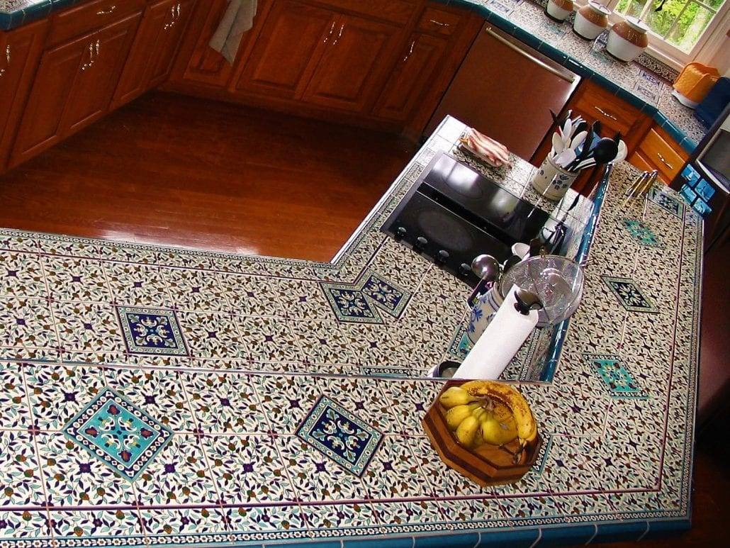 Столешница для кухни из кафельной плитки